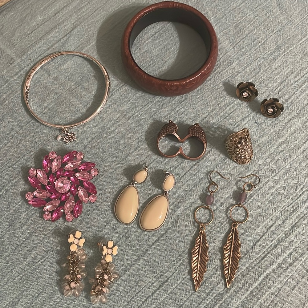 Jewlery bundle